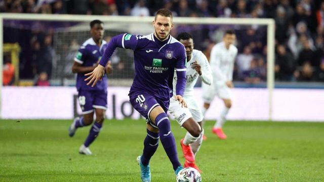 红蓝相间的 红蓝相间的